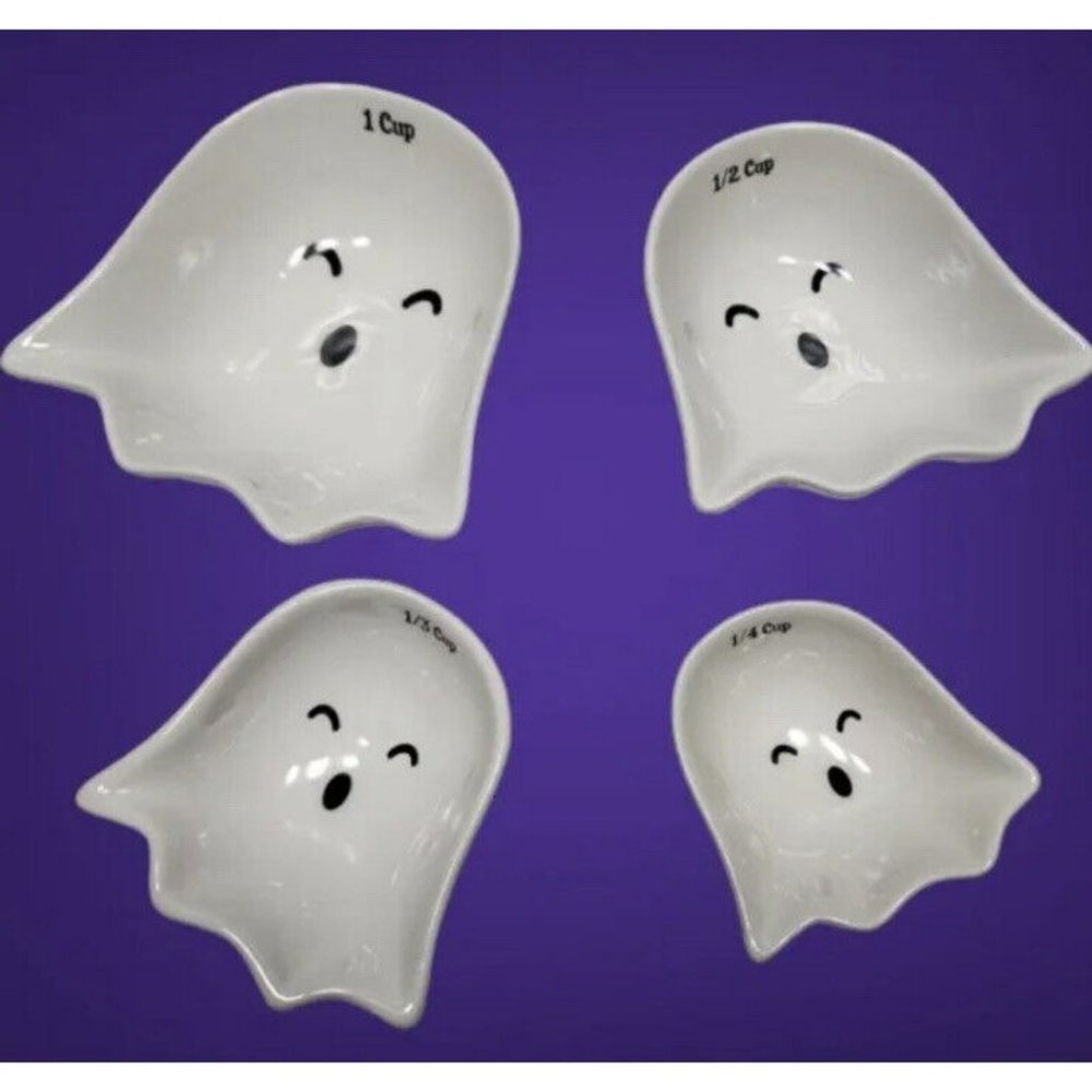 New WHIMSICAL CUPBOARD 10 STRAWBERRY Halloween Ghost Nesting‎ Measuring Cups Set
